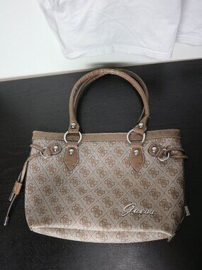 Guess monogram style Y2K Hand Bag Brown
